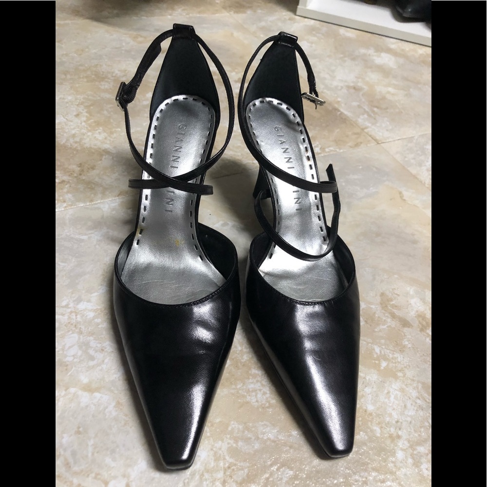 Gianni Bini dressy low heel strappy pump